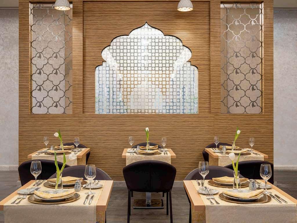 Novotel Makkah Thakher City Mecca Restoran foto
